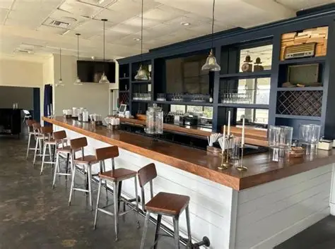 The Upstairs Bar & Dining Room